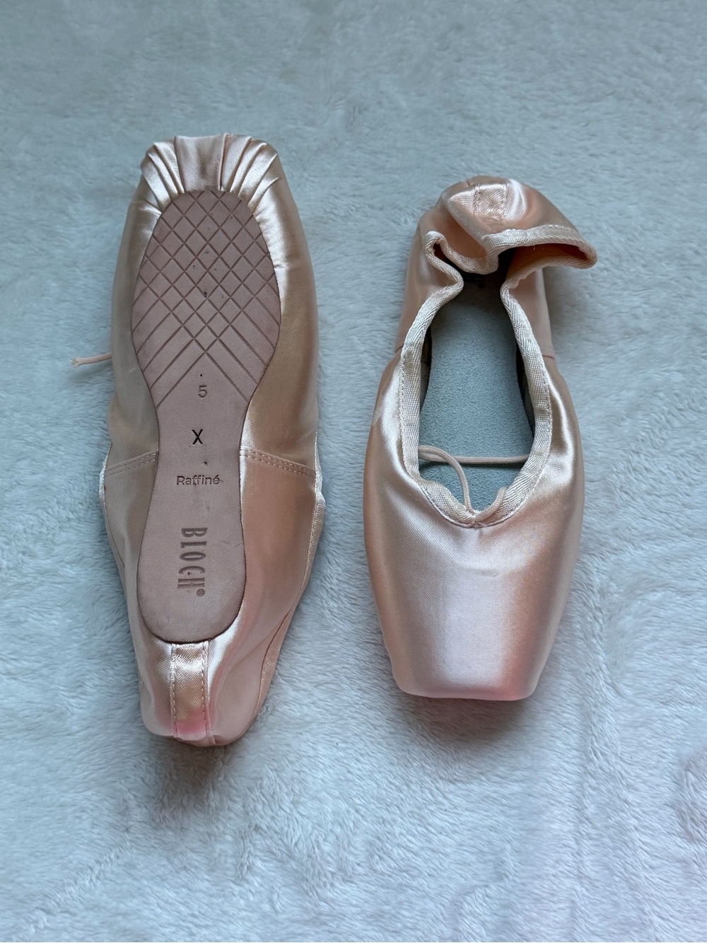 BLOCH raffine pointe shoes size 5X